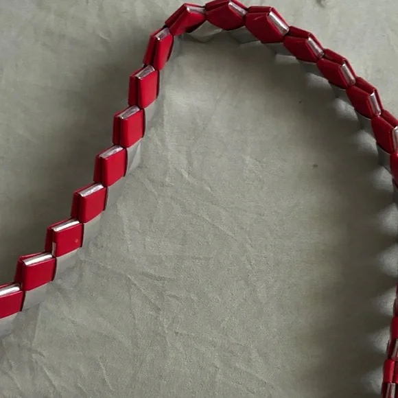 Red and Silver Woven Shoulder Bag - Picture 4 of 4